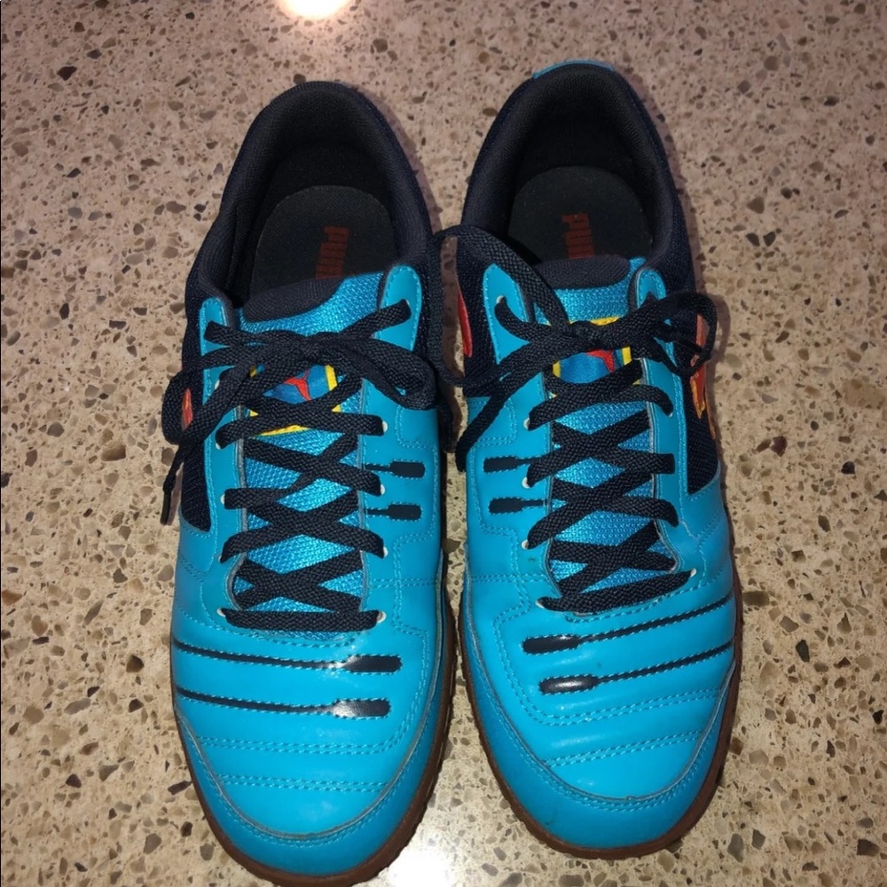 Puma Sneakers